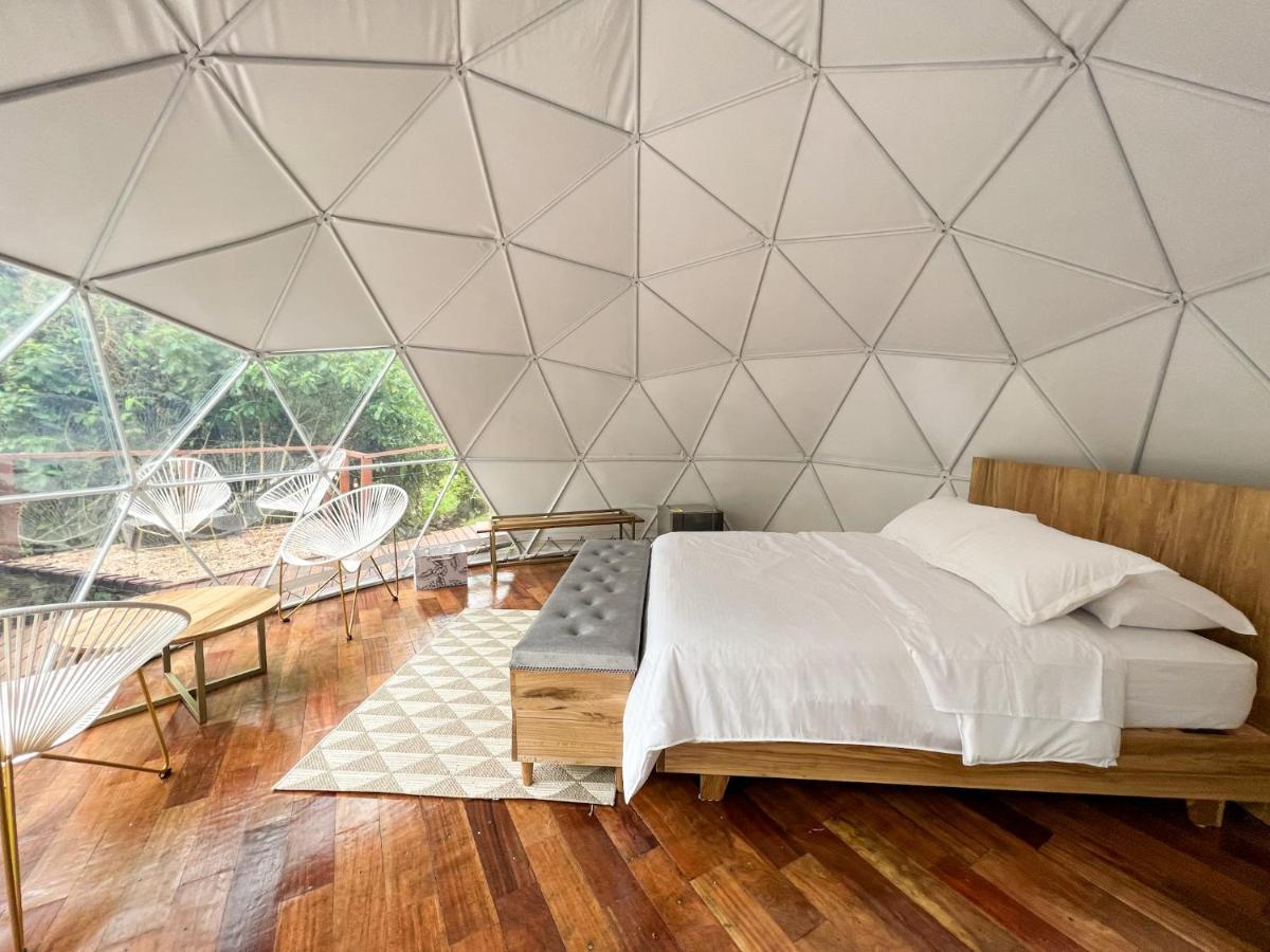 Nazca Glamping Hotell Villamaría Eksteriør bilde
